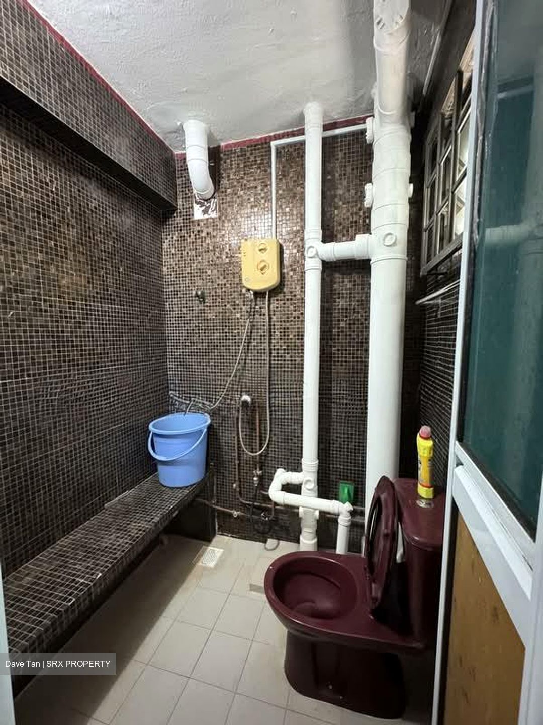 Blk 207 Jurong East View (Jurong East), HDB 3 Rooms #573529451